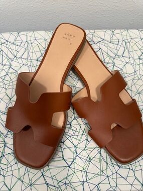 a new day Brown Cutout Slide Sandals Size 8.5 NWOT